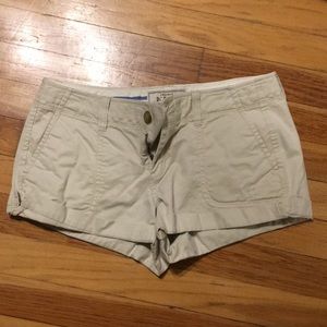 Khaki Old Navy shorts